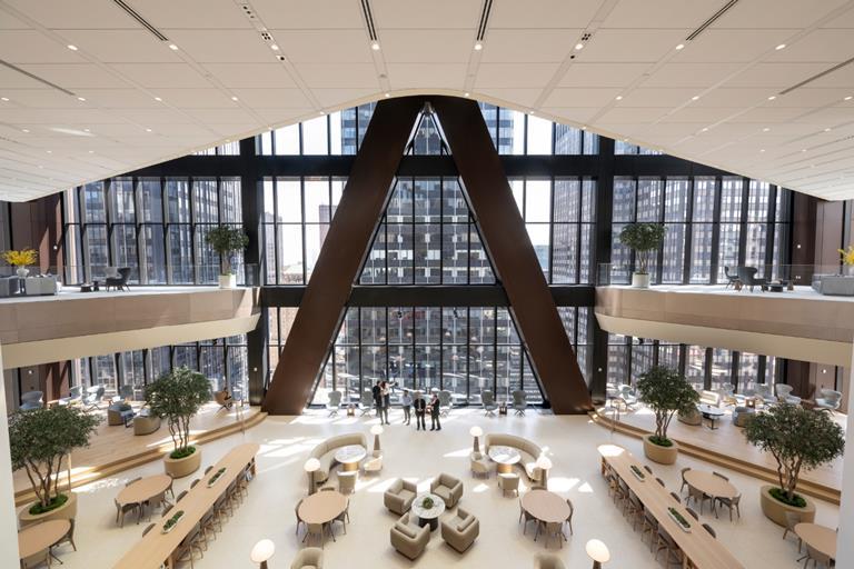 Fosters completes JP Morgan Chase’s 423m-tall global headquarters in ...